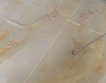 赞皇瓷砖空鼓维修公司分享粘合剂选择不当在瓷砖铺贴过程中可能导致以下问题